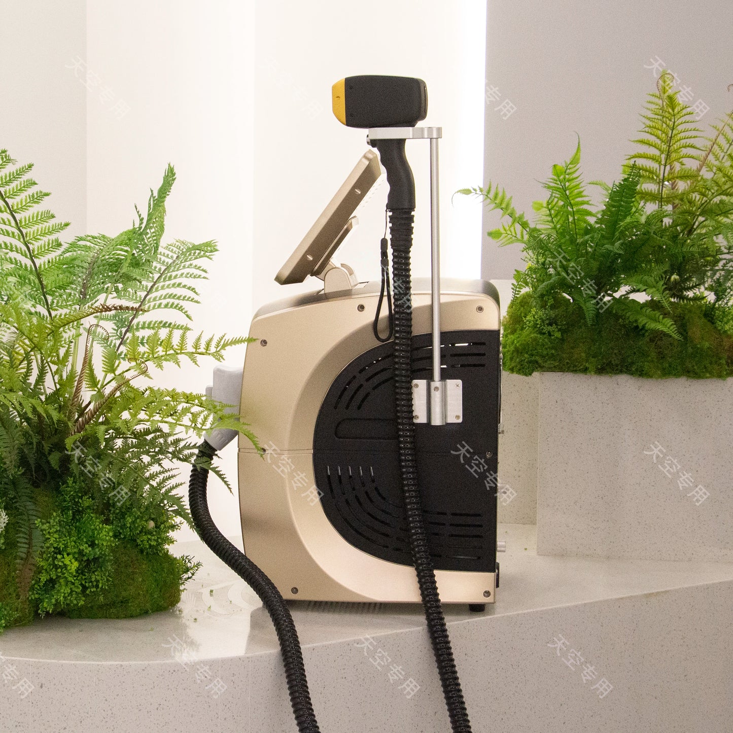 Emszero Soprano Diode Laser Hair Removal Machine 808nm